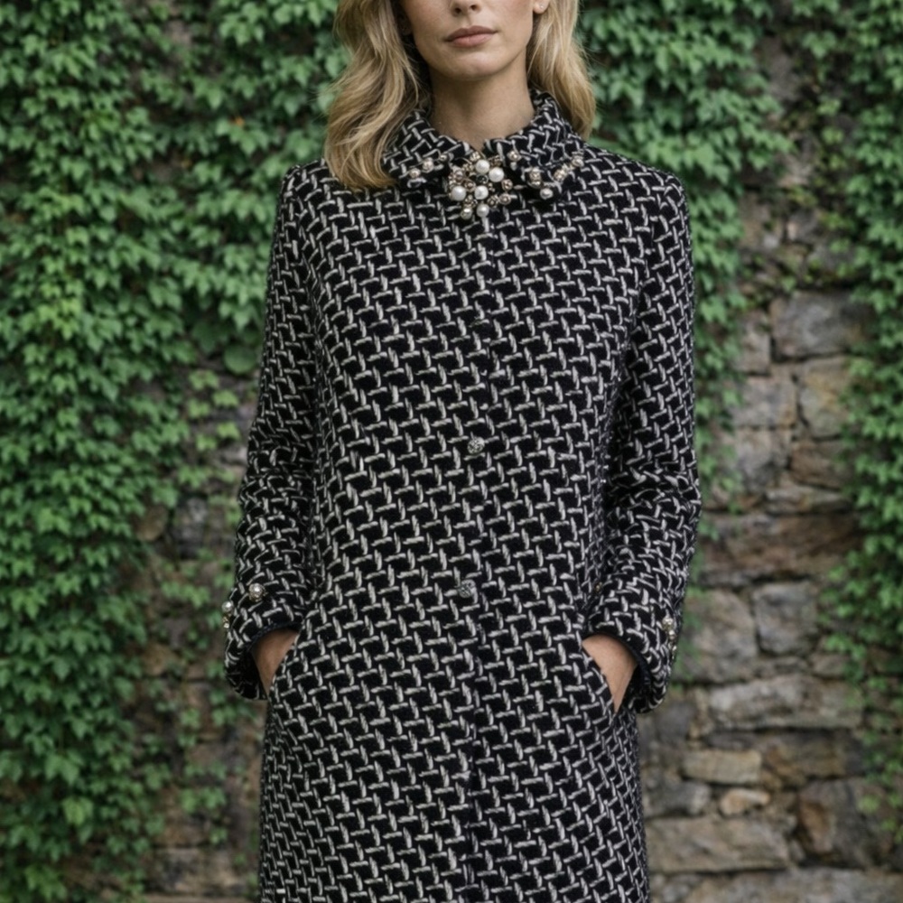 ANNA RACHELE Black and White Tweed Coat with Jeweled Accents, IT46/US10/L